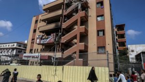 Израелските военни съобщиха, че ударите по болница в Газа са били насочени към камера на Хамас и екстремисти