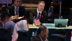 ASEAN, за да използва търговския пакт с нас в разговори с Гриър като тарифи за икономически растеж