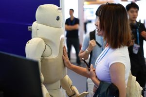 Китай води световния пазар на индустриални роботи с рекордни инсталации: IFR