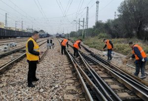 Железопътните превозвачи се подготвят за очаквания снеговалеж