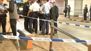 2 заподозрени в нападение над млад мъж с остри оръжия, издирвани от полицията в Хонконг
