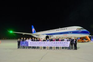 Китайският роден самолет C919 ще направи дебют в Близкия изток на Dubai Airshow