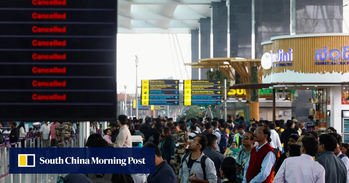 Индия ограничава цените на билетите amid криза с IndiGo