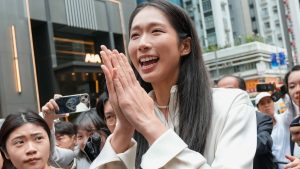 Новият депутат от Хонконг Вивиан Конг ще премине към ролята на консултант на Jockey Club