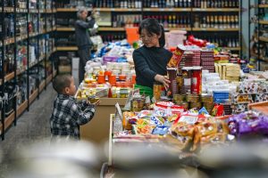 Ръстът на апетита към вносни стоки стимулира потреблението