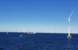 Най-дълбоката офшорна вятърна ферма в Китай започва пълна експлоатация